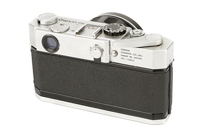 Lot 211 - A Canon 7s Rangefinder Camera