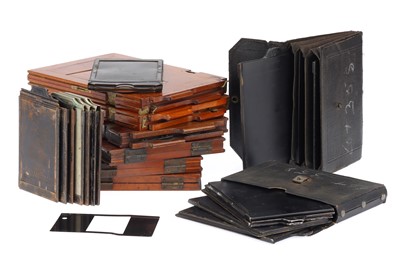 Lot 886 - A Selection of Photographic Plate Holders