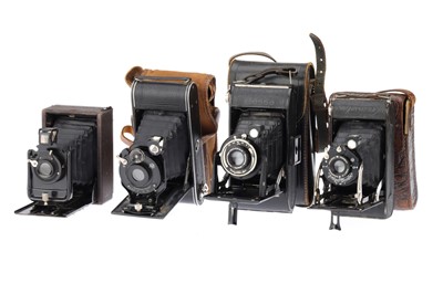 Lot 496 - A Collection of Pre-War German Folding Cameras