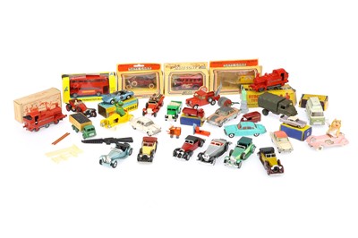 Lot 425 - A Collection of Boxed and Un-Boxed Toy Cars