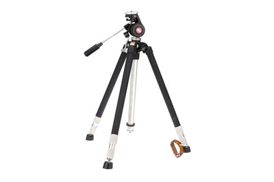 Lot 566 - A Leitz Slik Camera Tripod