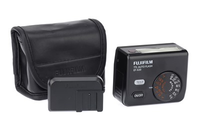 Lot 900 - A Fujifilm EF-X20 TTL Auto Flash