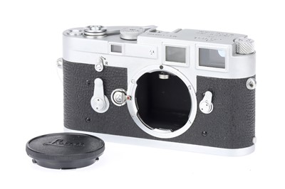 Lot 522 - A Leitz Wetzlar Leica M3 35mm Rangefinder Body