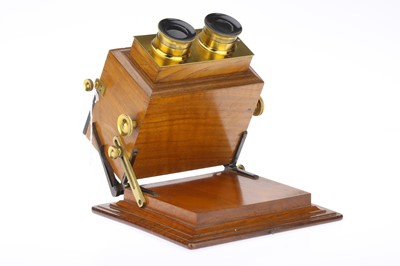 Lot 52 - An Early Example of Becks Achromatic Stereoscope