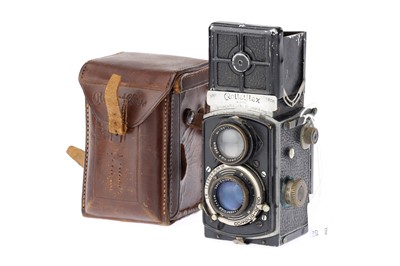 Lot 705 - An Original Baby Rolleiflex 4RF 421 4 x 4 TLR Camera