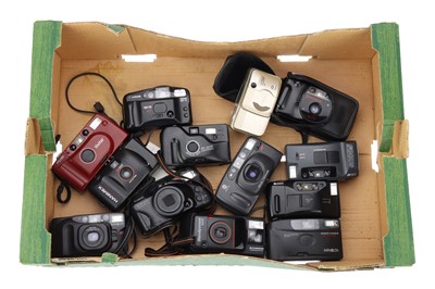 Lot 650 - A Tray of Compact 35mm Film Cameras