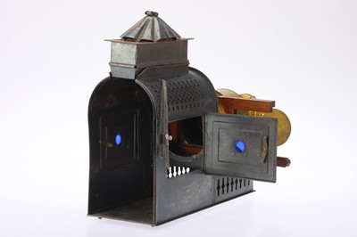 Lot 25 - A Victorian Travelling Lecturers Lantern