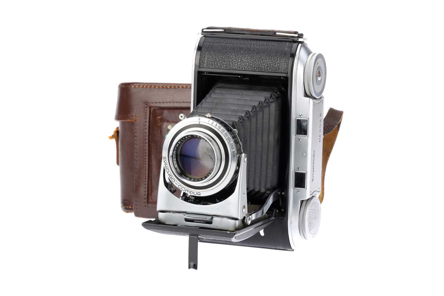 Lot 706 - A Voigtlander Bessa II Medium Format Folding Rangefinder Camera