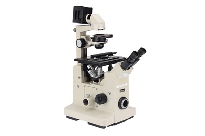 Lot 160 - Nikon Diaphot Phase Contrast DIC Microscope & 4 x Objectives