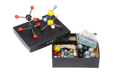 Lot 204 - Skeletal Atomic Model Set