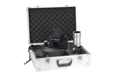 Lot 725 - An Arax 60 MLU Medium Format SLR Camera Outfit