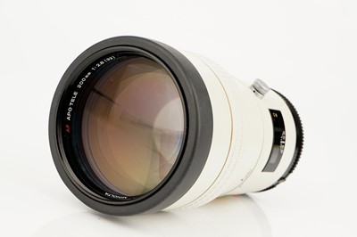 Lot 257 - A Minolta AF APO Tele f/4 300mm Lens