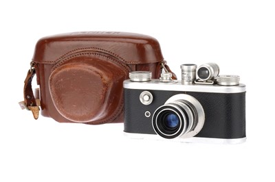 Lot 652 - A Corfield Periflex I 35mm Camera