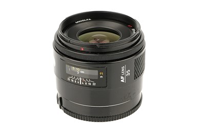 Lot 261 - A Minolta AF f/2 35mm Lens