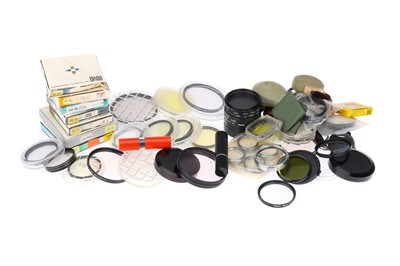 Lot 910 - A Range of Camera Lens Filters