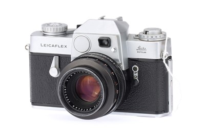 Lot 547 - A Leitz Leicaflex 35mm SLR Camera