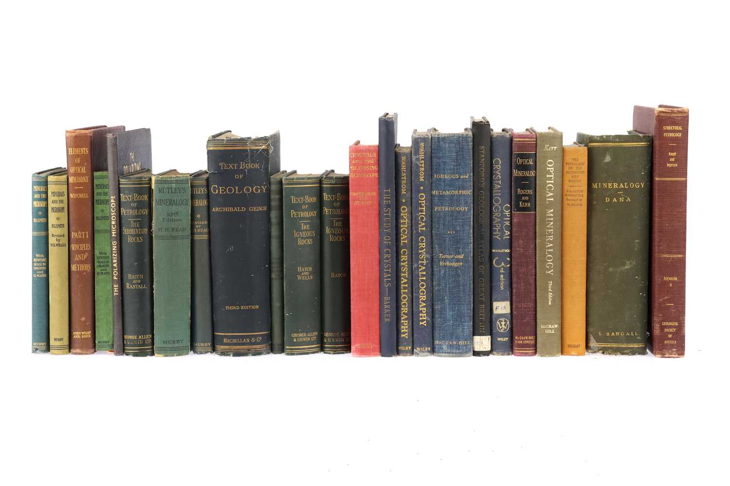 Lot 306 - Large Collection of Geology & Petrology Microscope Books