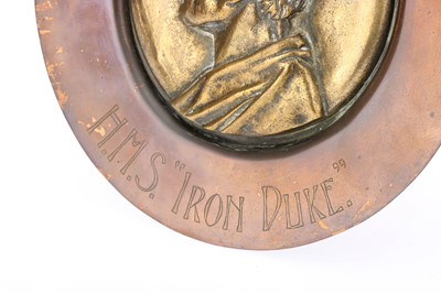 Lot 363 - Commemorative bronze Medallion "Iron Duke" 