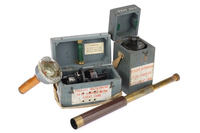 Lot 402 - Astro Compass WWII