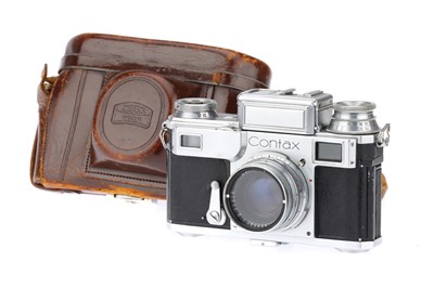 Lot 597 - A Contax III 35mm Rangefinder Camera