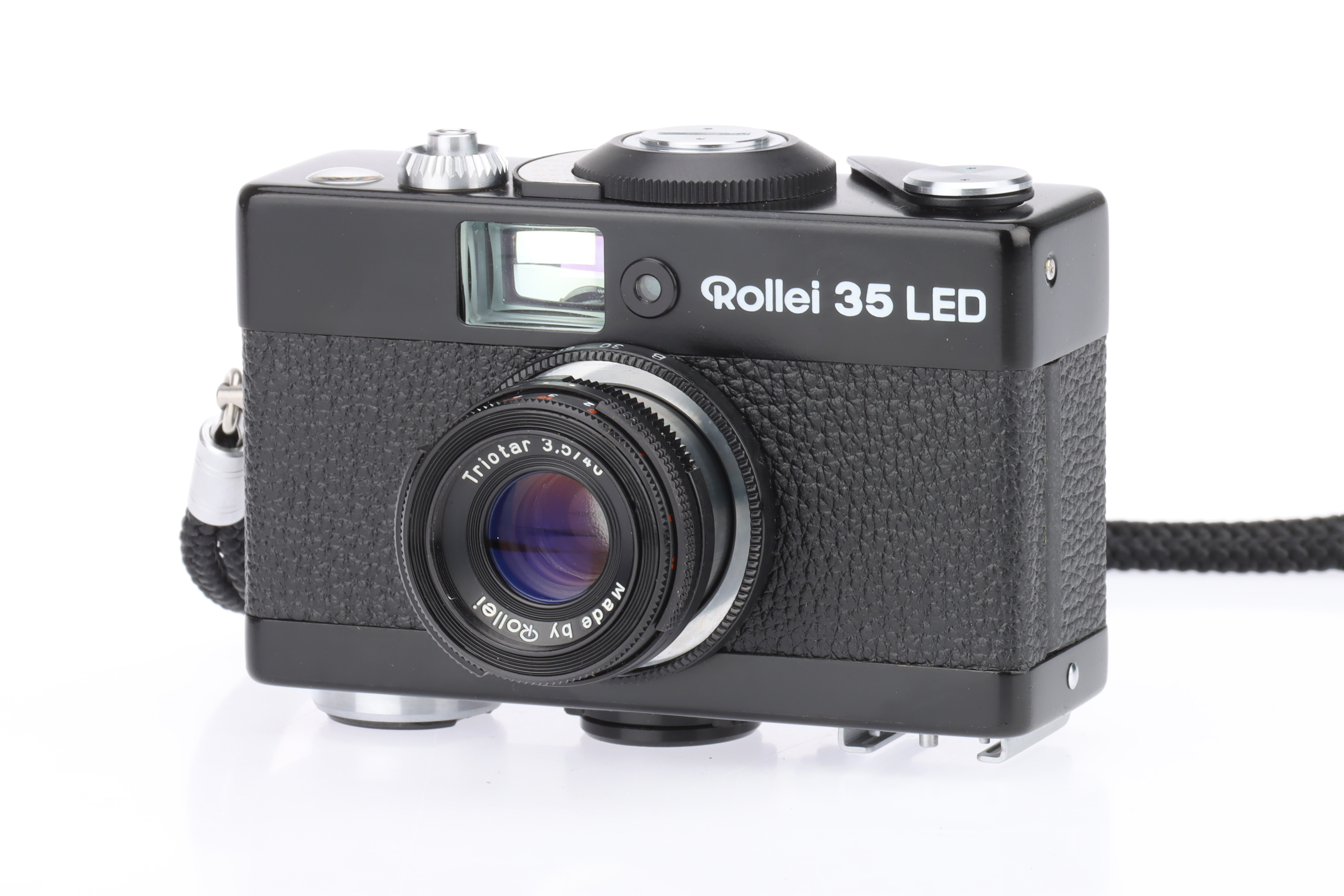 Lot 611 - A Rollei 35 LED Compact 35mm Camera