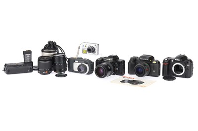 Lot 613 - A Selection of 35mm SLR Cameras & Accessories