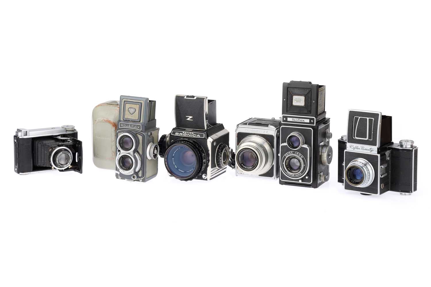 Camera Textformat Lot 756 - A Selection of Medium Format Cameras