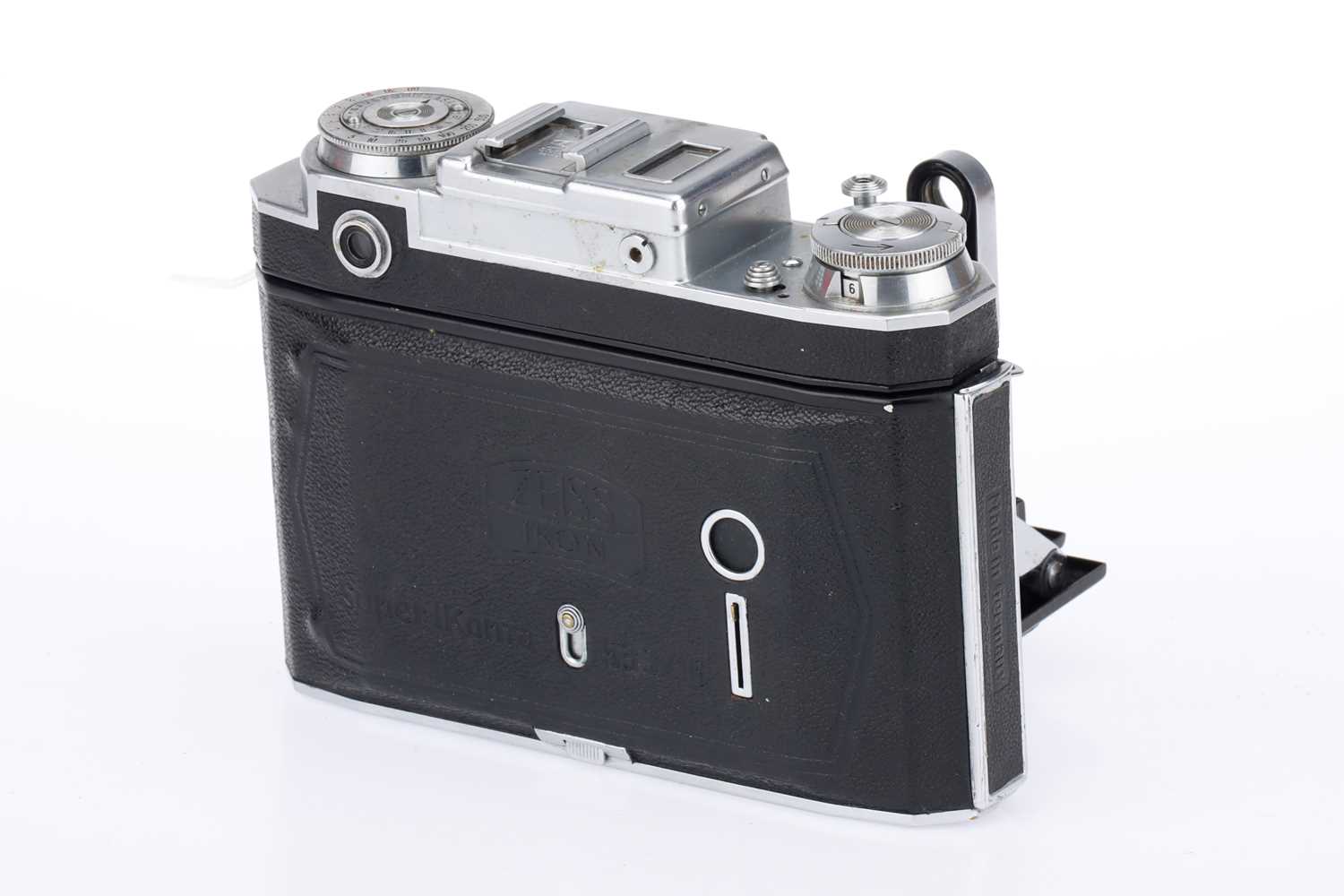 Zeiss Ikon ZM 35mm Rangefinder Review - Everything a Rangefinder Should Be - Casual Photophile Zeiss Ikon ZM 35mm Rangefinder Review - Everything a Rangefinder Should Be - Casual Photophile