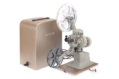 Lot 567 - A Bell & Howell Model 613H 16mm Motion Picture Projector