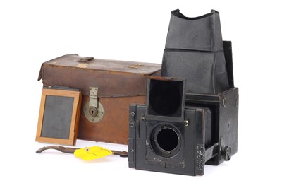 Lot 340 - A Houghton London Ensign Reflex Model B SLR Camera