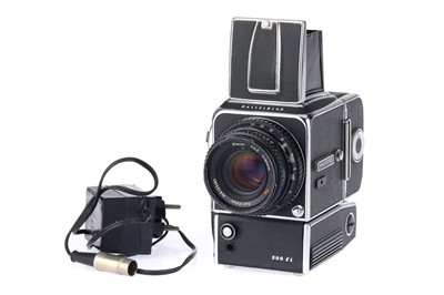 Lot 252 - A Hasselblad 500EL Medium Format Film Camera