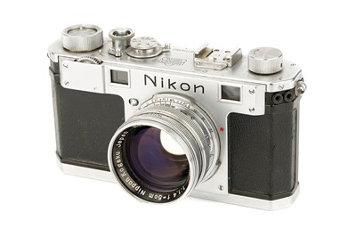 Lot 290 - A Nikon S Rangefinder Camera