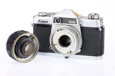 Lot 142 - A Kowa SE 35mm SLR Camera