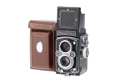 Lot 301 - A Rollei Rolleiflex Automat MX-EVS Model K4B TLR Camera