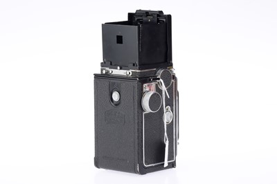 Lot 306 - A Zeiss Ikon Ikoflex III/II 852/16 TLR Camera