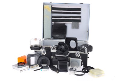 Lot 253 - A Selection of Hasselblad Accessories