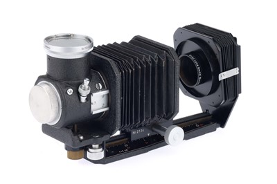 Lot 45 - A Set of Leica Universal Focussing Bellows