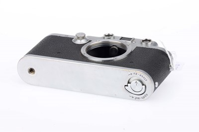 Lot 10 - A Leitz Wetzlar Leica IIIf Black Dial Rangefinder Body