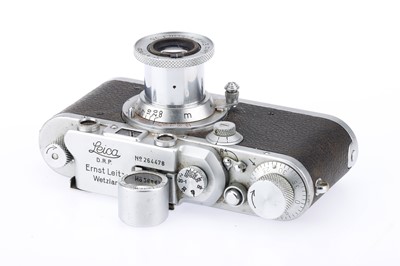 Lot 8 - A Leitz Wetzlar Leica IIIa Rangefinder 35mm Camera