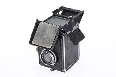 Lot 275 - A Selection of TLR and Zeiss Ikon Folding Cameras