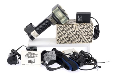 Lot 321 - Photographic Accessories