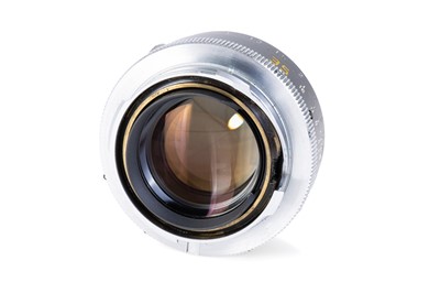 Lot 31 - A Leitz Summilux-M f/1.4 35mm Lens