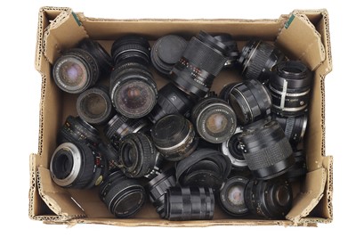 Lot 444 - A Mixed Selection of Zoom & Prime Camera Lenses