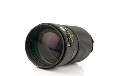 Lot 317 - A Nikon AF Zoom-Nikkor ED f/2.8 80-200mm Lens