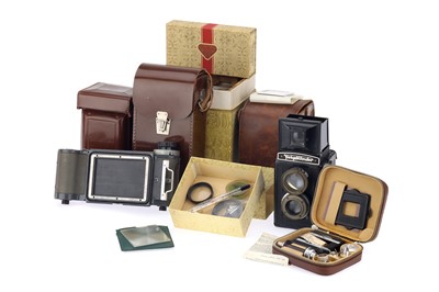 Lot 401 - A Selection of Rollei Cases & Accessories