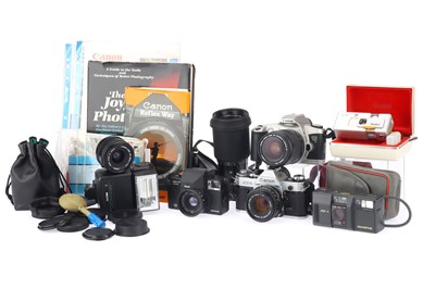 Lot 113 - A Collection of Various Cameras