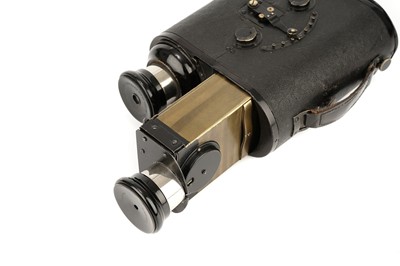 Lot 324 - A Bloch Leon Physiographe Stereo 'Binocular' Camera