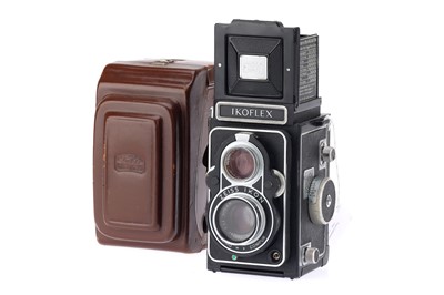 Lot 285 - A Zeiss Ikon Ikoflex 855/16 Medium Format TLR Camera