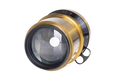 Lot 326 - A Taylor Hobson Cooke Series IIA f/3.5 15" Soft Focus Portrait Lens