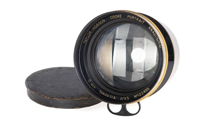 Lot 326 - A Taylor Hobson Cooke Series IIA f/3.5 15" Soft Focus Portrait Lens